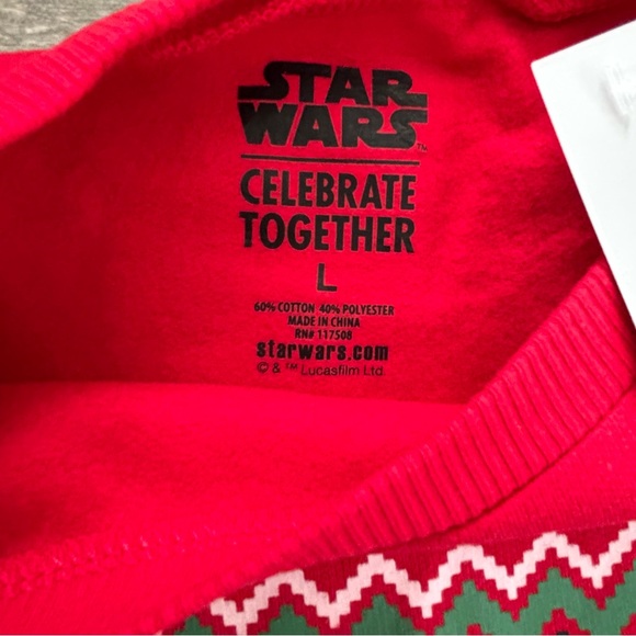 Boy Mandalorian “Tis The Season For The Bounty" Christmas Fleece Sweatshirt - Picture 8 of 11
